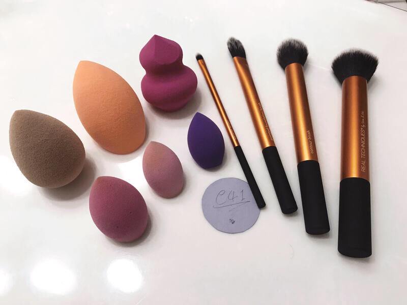 粉底刷和美妆蛋哪个好 粉底刷 美妆蛋 美妆工具 美妆 第1张