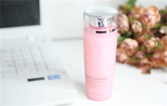 兰蔻粉水适合什么肤质,兰蔻粉水的作用 兰蔻 兰蔻粉水 保湿补水 第1张 兰蔻粉水适合什么肤质,兰蔻粉水的作用 兰蔻 兰蔻粉水 保湿补水 第1张