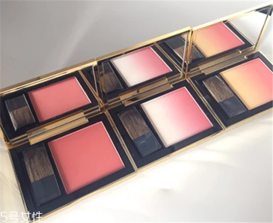 雅诗兰黛渐变腮红哪个好，雅诗兰黛渐变腮红色号试色 雅诗兰黛 雅诗兰黛渐变腮红哪个好 雅诗兰黛渐变腮红色号试色 第3张