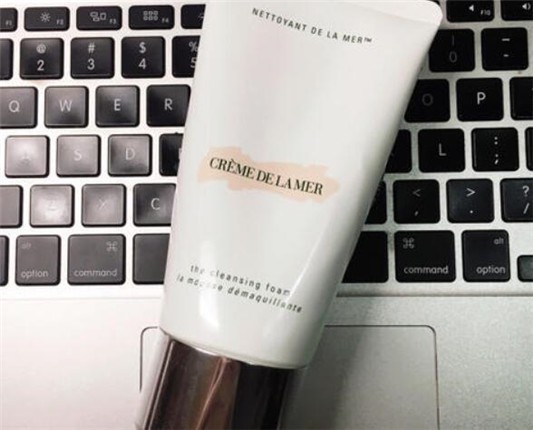 海蓝之谜洗面奶适合混合性皮肤吗 海蓝之谜 洗面奶 第1张 海蓝之谜洗面奶适合混合性皮肤吗 海蓝之谜 洗面奶 第1张