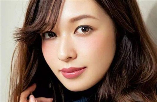 豆沙色口红适合什么季节 豆沙色口红 第1张