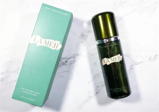 海蓝之谜精粹液能淡斑吗 海蓝之谜 精粹液 第2张 海蓝之谜精粹液能淡斑吗 海蓝之谜 精粹液 第2张