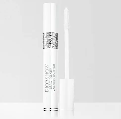 睫毛增长液用了为什么有黑眼圈 黑眼圈 睫毛增长液 美妆 第2张