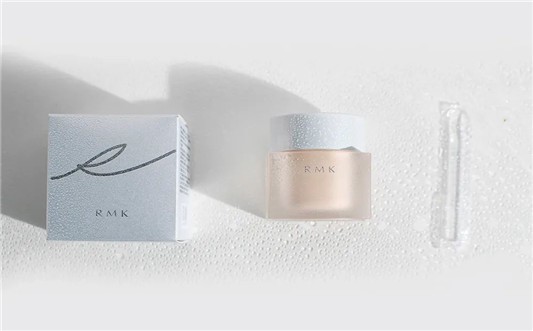 秋冬底妆推荐，粉底 底妆 粉底 第1张