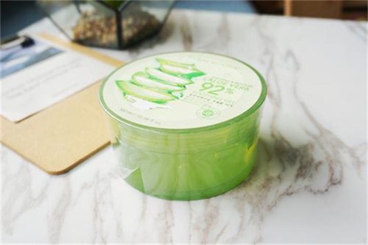 芦荟胶是在爽肤水之前用还是之后 芦荟制品 护肤品 第1张