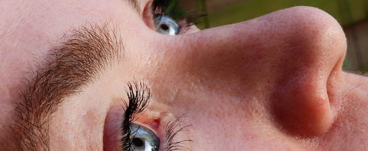 眼霜的正确使用时间 眼霜 使用时间 美妆 第2张