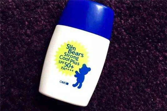 防晒霜怎么补才正确 防晒霜 护肤品 第3张