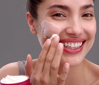 睡眠面膜可以当面霜吗 面霜 睡眠面膜 美妆 第1张