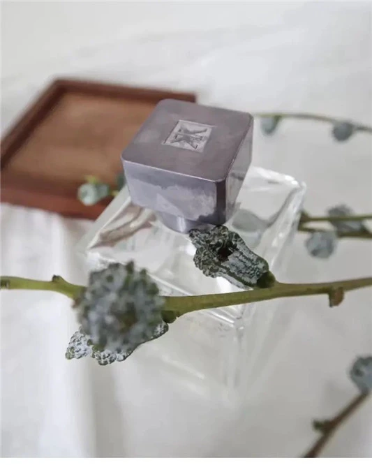 小众冷门香，MFK无尽之水 香水 MFK 第5张