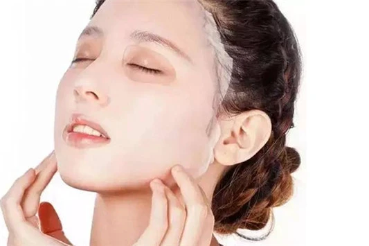 敷面膜前后的正确步骤 面膜 水乳 第5张
