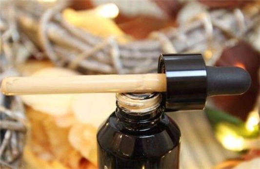 粉底液浮粉卡粉怎么补救 粉底液 第1张