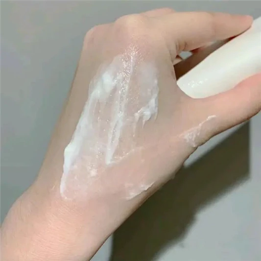 护手霜盘点，茱莉蔻不值，维生素E乳全身涂，凡士林真的好用 护手霜 第3张