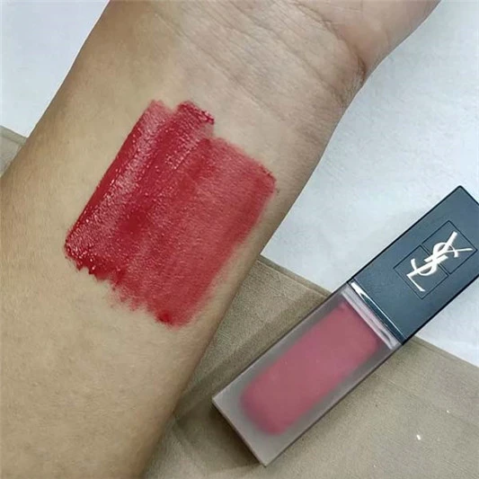 YSL216是什么颜色，YSL216唇釉试色 YSL 唇釉 圣罗兰 第2张