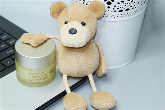 面霜和素颜霜的区别是什么 面霜 素颜霜 第1张 面霜和素颜霜的区别是什么 面霜 素颜霜 第1张