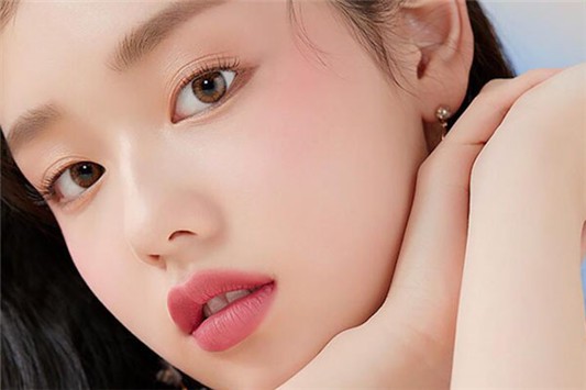 雅诗兰黛白金粉底液色号怎么选 雅诗兰黛 粉底液 第1张