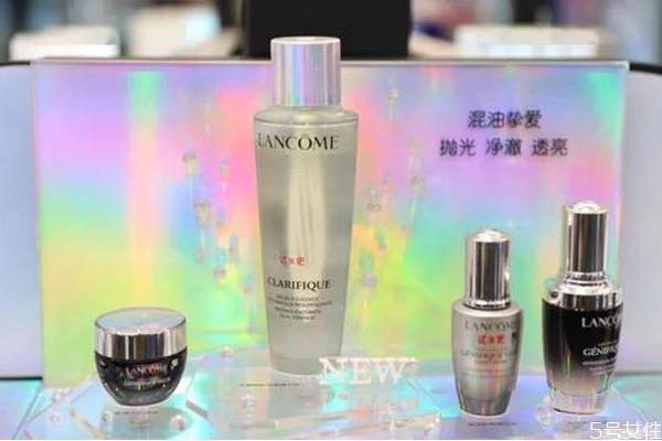 兰蔻极光水和小黑瓶使用顺序，兰蔻极光水和肌底液顺序 兰蔻极光水 兰蔻 第3张