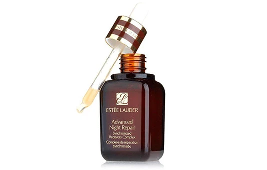 小棕瓶及水乳使用顺序，小棕瓶在水之前还是之后 雅诗兰黛小棕瓶 雅诗兰黛 第2张