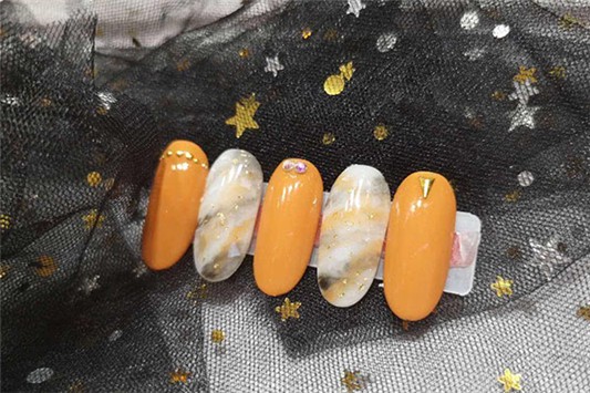 做美甲时要注意什么 美甲 第1张