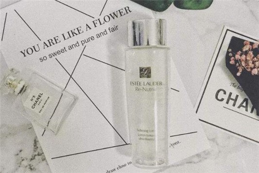 雅诗兰黛白金精华水多少钱一瓶 雅诗兰黛 精华水 第1张