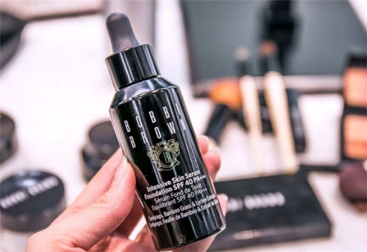 粉底和粉底液的区别 粉底 粉底液 第4张