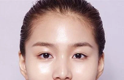 脸上反光是皮肤好吗 脸上反光 面部反光 美妆 第2张