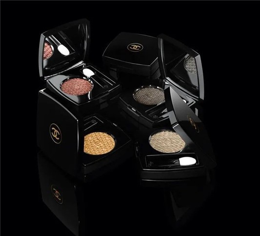 CHANEL香奈儿2020圣诞限量彩妆系列 CHANEL 香奈儿 彩妆 第5张