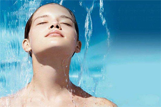 爽肤水必须要用化妆棉吗 爽肤水 第1张