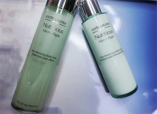 雅诗兰黛摇摇水适合什么年龄 雅诗兰黛 摇摇水 第2张