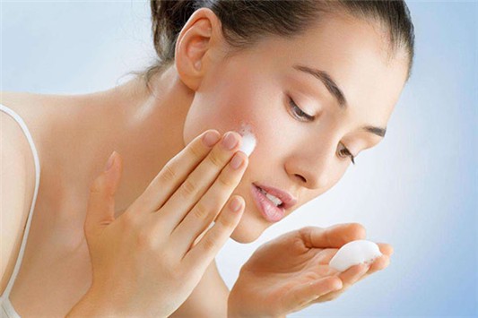 hfp洗面奶和芙丽芳丝洗面奶哪个好用 hfp 洗面奶 芙丽芳丝 第1张