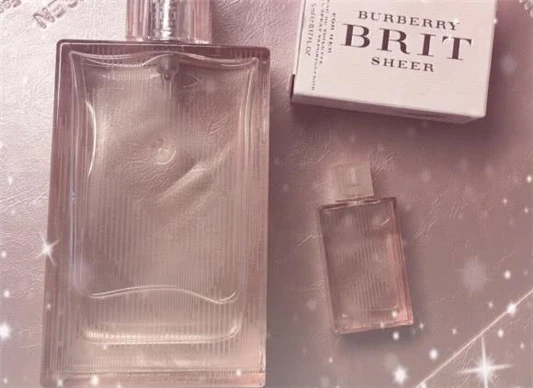 巴宝莉粉红恋歌太难闻? 巴宝莉 粉红恋歌 第2张