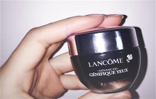 兰蔻发光眼霜效果将如何，兰蔻发光眼霜功效 兰蔻 兰蔻小黑瓶 兰蔻小黑瓶眼霜 第1张