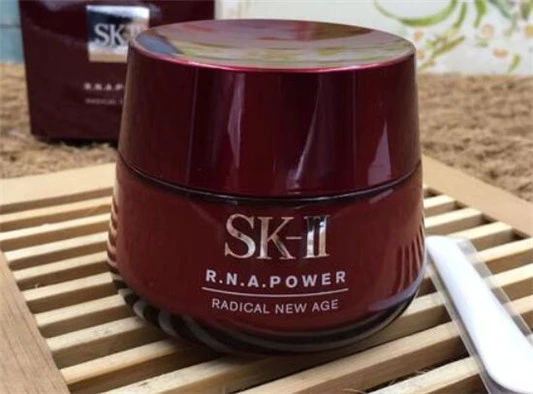 sk2大红瓶面霜滋润型和清爽的区别 sk2 大红瓶 第5张 sk2大红瓶面霜滋润型和清爽的区别 sk2 大红瓶 第5张