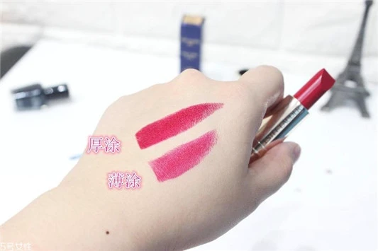 雅诗兰黛恋爱310好看吗，雅诗兰黛love310真人试色 雅诗兰黛 口红 雅诗兰黛恋爱310好看吗 第2张