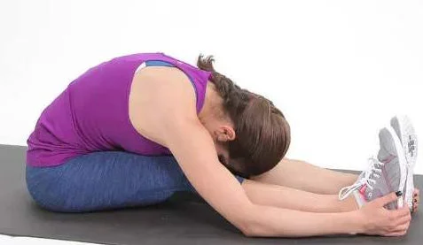 背部毛孔粗大怎么解决 毛孔 背部毛孔粗大 美妆 第2张 背部毛孔粗大怎么解决 毛孔 背部毛孔粗大 美妆 第2张