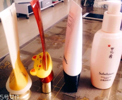 雅诗兰黛和后哪个好用,哪个更贵 雅诗兰黛 雅诗兰黛和后哪个好用 第3张 雅诗兰黛和后哪个好用,哪个更贵 雅诗兰黛 雅诗兰黛和后哪个好用 第3张