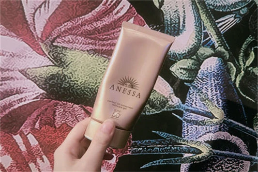 防晒霜怎么用才正确 防晒霜 第2张