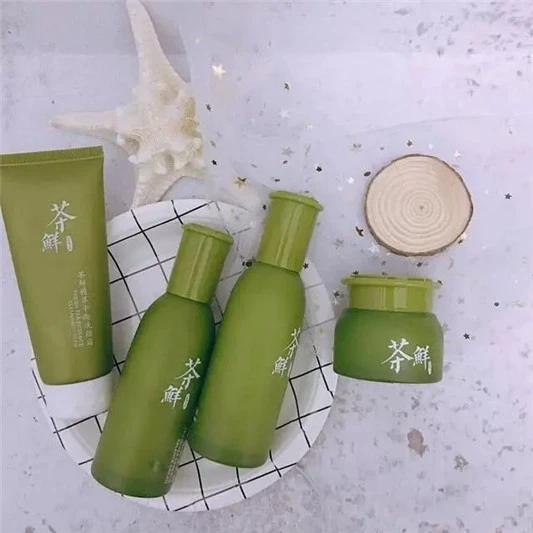 适合学生党的平价水乳，花最少的钱，做最「极致」的保水补湿 小编 第6张