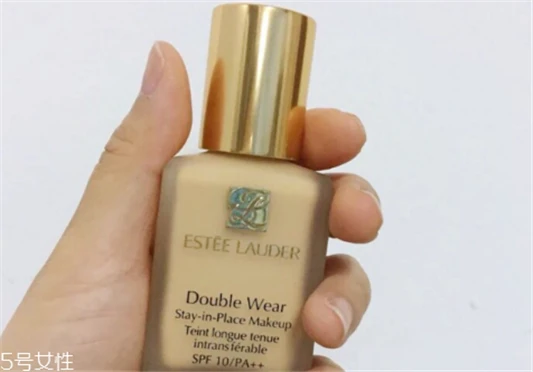 雅诗兰黛粉底液色号怎么选，雅诗兰黛粉底液使用测评 雅诗兰黛 雅诗兰黛粉底液色号怎么选 第9张