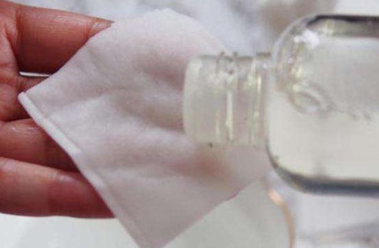 柔肤水好还是爽肤水好 柔肤水 爽肤水 美妆 第1张 柔肤水好还是爽肤水好 柔肤水 爽肤水 美妆 第1张