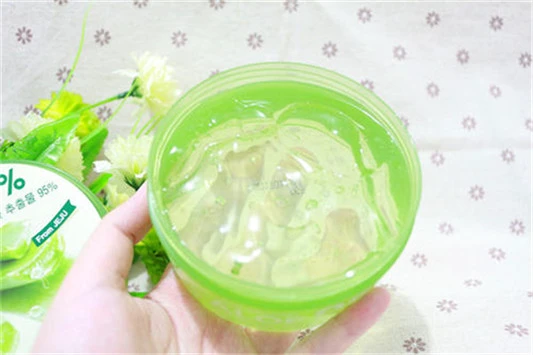 芦荟胶可以涂嘴唇吗 芦荟制品 护肤品 第2张