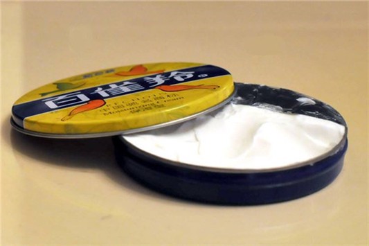 百雀羚可以擦嘴唇吗 百雀羚 护肤品 第1张