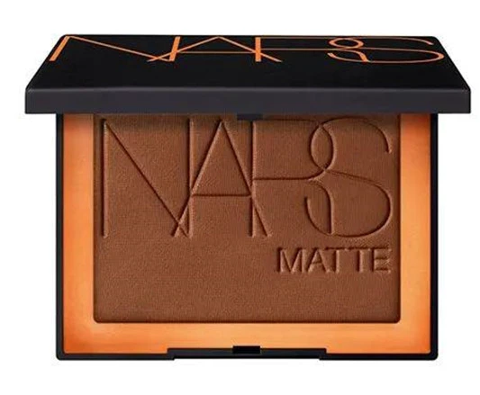 爆款化妆品推荐NARS全新金致诱光系列彩妆上市 化妆品 爆款化妆品推荐NARS全新金致诱光系列彩妆上市护肤品十大排名 第13张