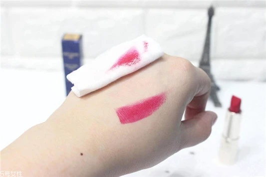 雅诗兰黛恋爱310好看吗，雅诗兰黛love310真人试色 雅诗兰黛 口红 雅诗兰黛恋爱310好看吗 第5张