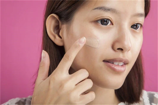 防晒霜和bb霜哪个先用 防晒霜 bb霜 美妆 第3张