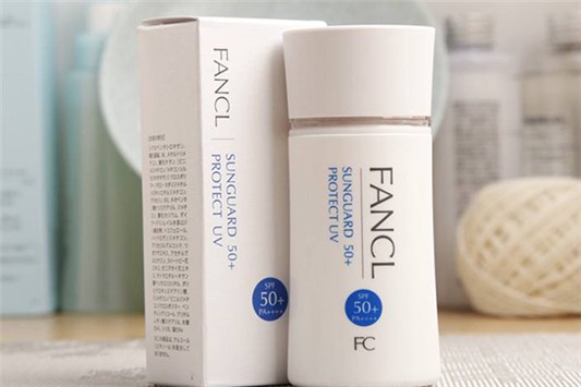 无美白效果的防晒霜 防晒霜 芳珂 第1张