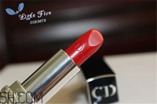 雅诗兰黛和迪奥口红哪个好用，雅诗兰黛和迪奥口红对比测评 口红 雅诗兰黛和迪奥口红哪个好用 雅诗兰黛和迪奥口红对比测评 第2张