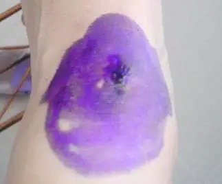 长期擦紫草油的危害 紫草油 紫草油危害 美妆 第3张