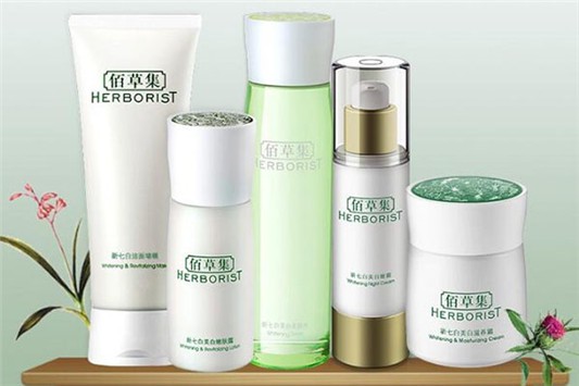 佰草集新七白效果如何 佰草集 面膜 第1张 佰草集新七白效果如何 佰草集 面膜 第1张