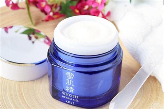 日本高丝雪肌精含酒精吗 高丝 爽肤水 第1张