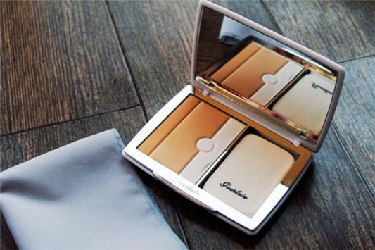 娇兰粉饼色号怎么选 娇兰 粉饼 第1张